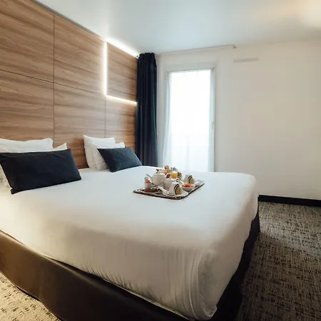 Moxy Hotel 3*