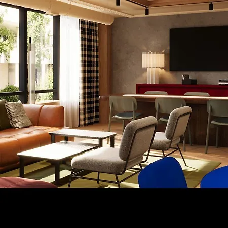 Moxy Annecy