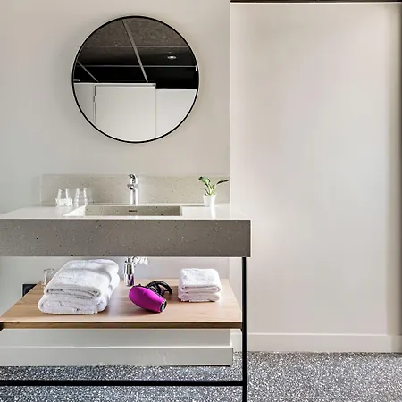 Moxy Hotel Annecy