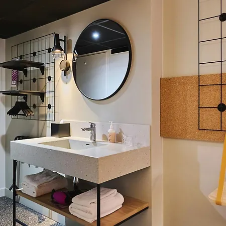 Moxy Hotel