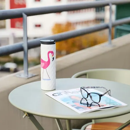 Moxy Hotel 3*