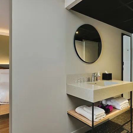 Moxy Annecy