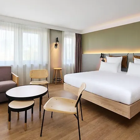 Moxy Annecy