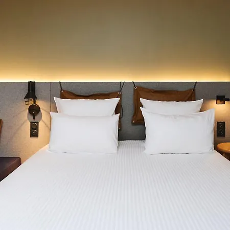 Moxy 3* Άννεσι