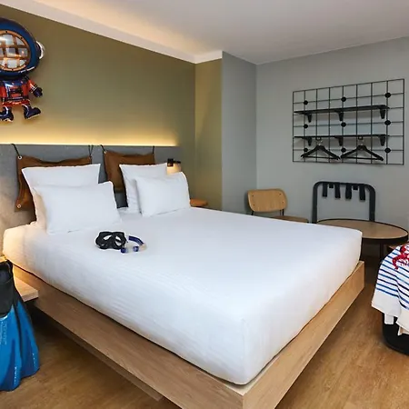 Moxy Hotel Annecy