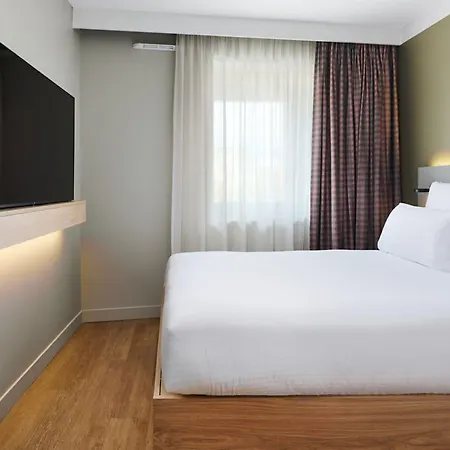 Moxy Annecy