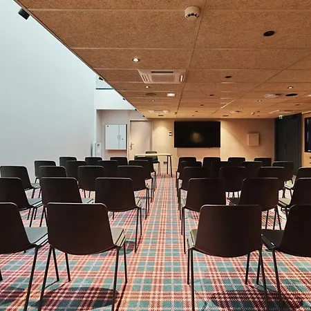 Moxy Hotell