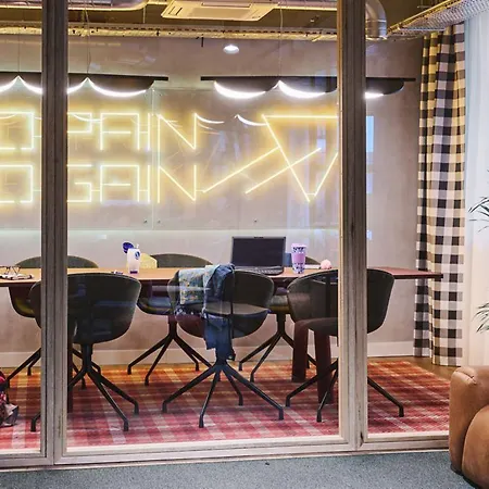 Hotel Moxy